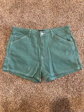 Simple Society Women’s Green Cargo Utility Style Denim Shorts (046)